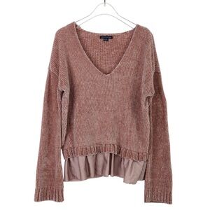 American Eagle Outfitters V-Neck Sweater in Soft Brown